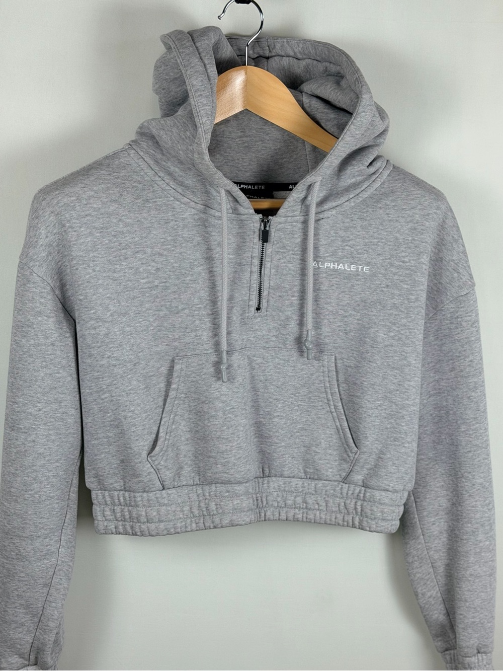 Alphalete Gray Cropped Hoodie Quarter Zip Pullover Sweatshirt Small